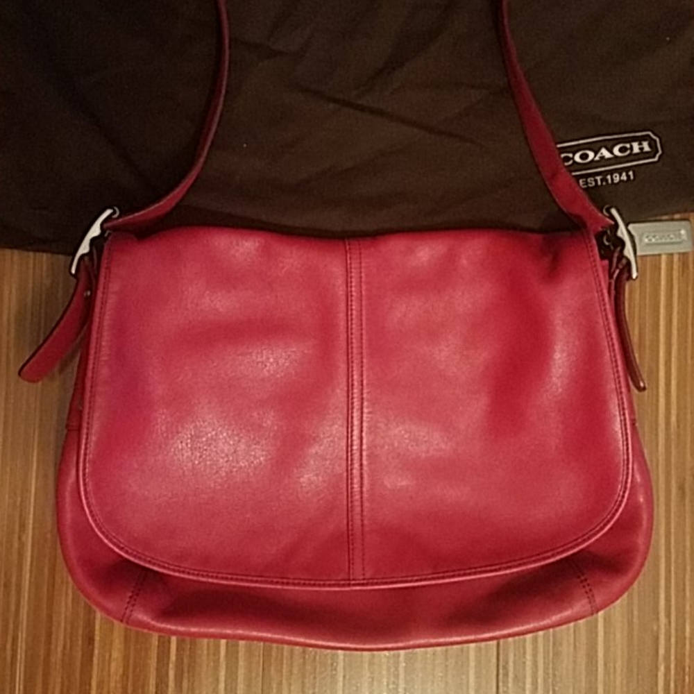 Vintage Coach messenger crossbody bag